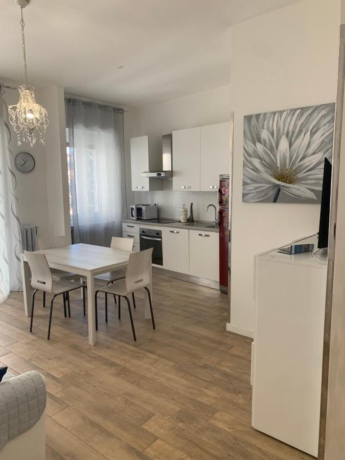 Maison Sophie Arona Esterno foto